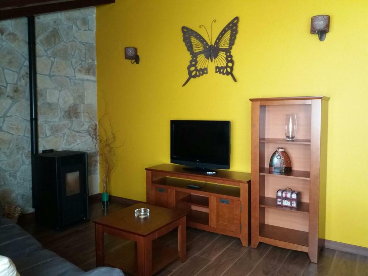 El Cordel De Gredos Pensionat Navarredonda de Gredos Eksteriør billede