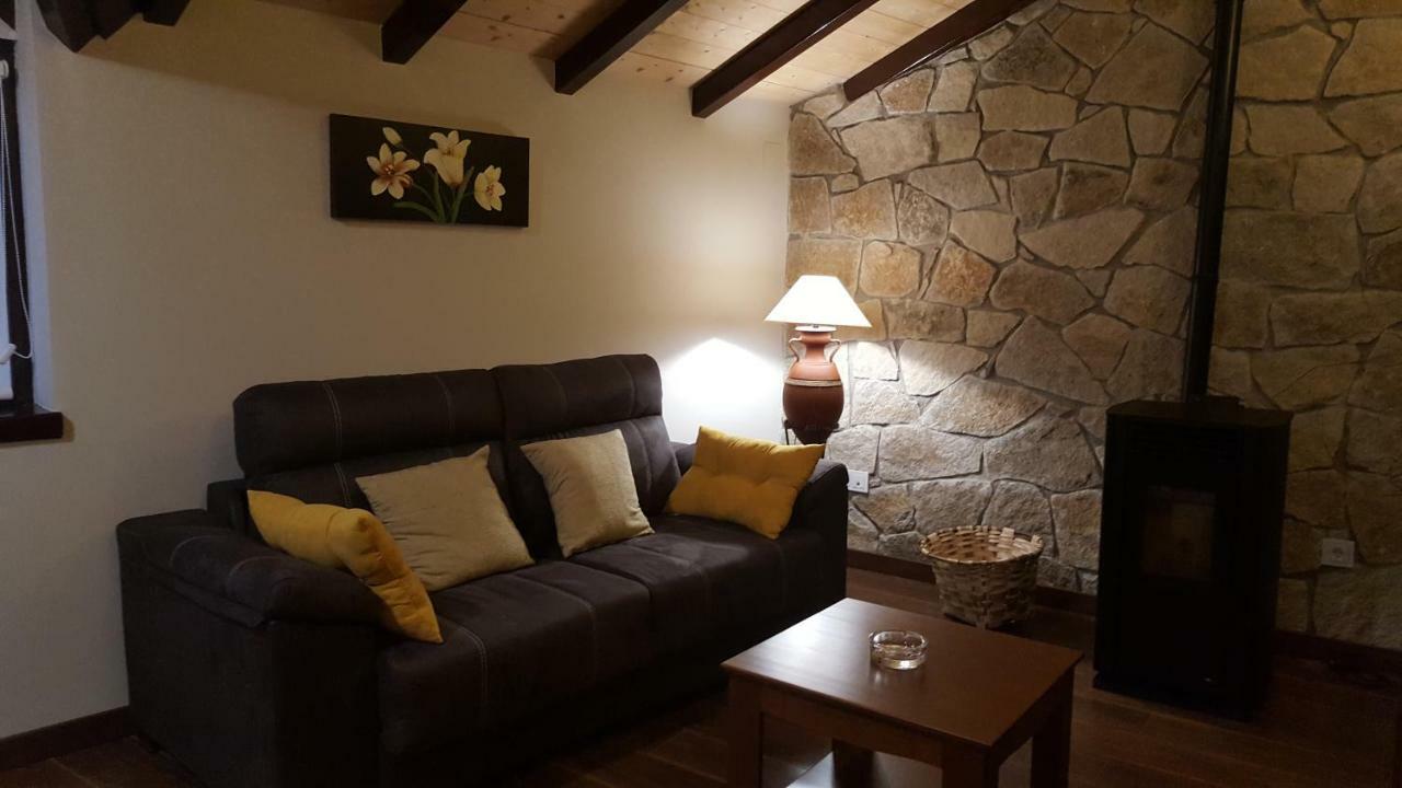 El Cordel De Gredos Pensionat Navarredonda de Gredos Eksteriør billede